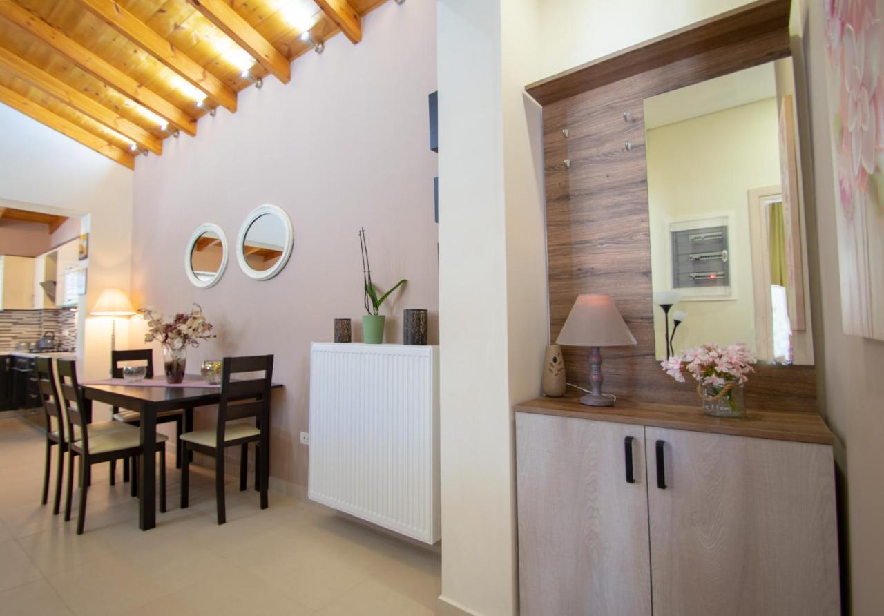 Private Villa Bella Luna ไซคิย์นธอสทาวน์ ภายนอก รูปภาพ