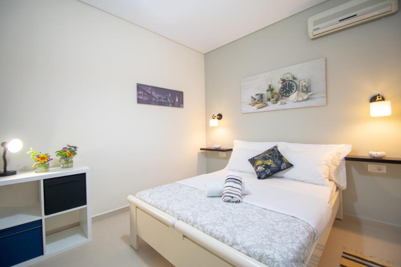 Private Villa Bella Luna ไซคิย์นธอสทาวน์ ภายนอก รูปภาพ