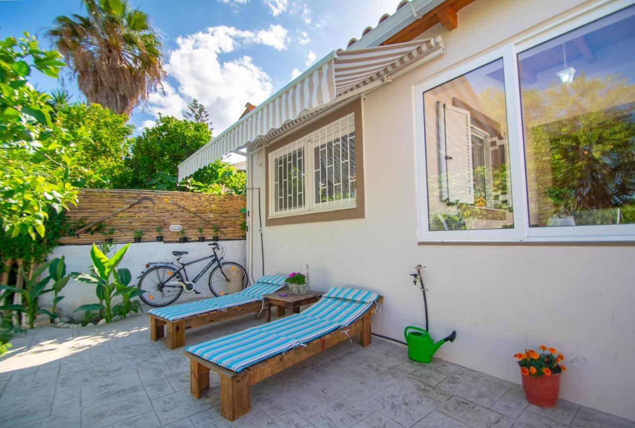 Private Villa Bella Luna ไซคิย์นธอสทาวน์ ภายนอก รูปภาพ