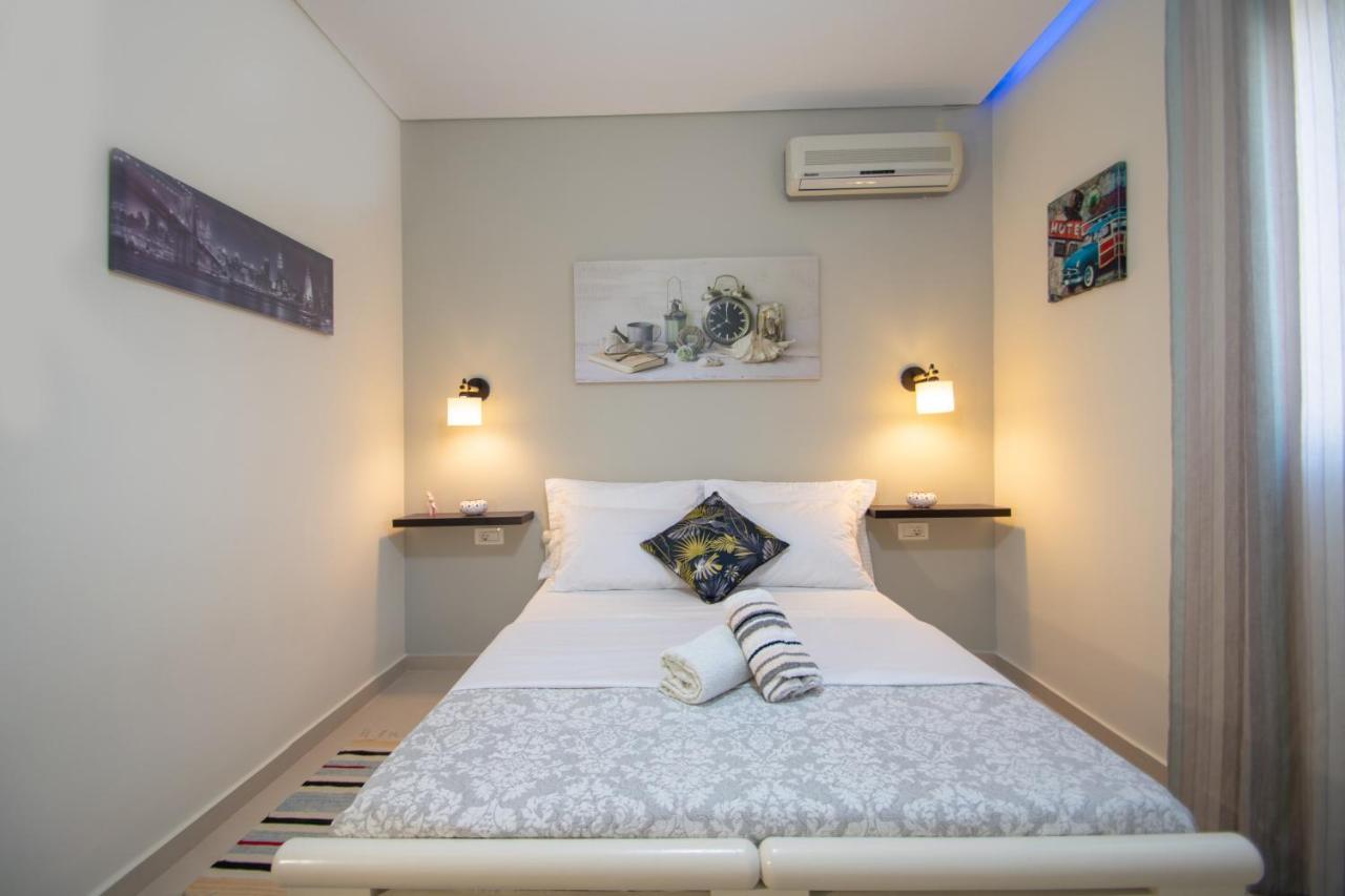 Private Villa Bella Luna ไซคิย์นธอสทาวน์ ภายนอก รูปภาพ