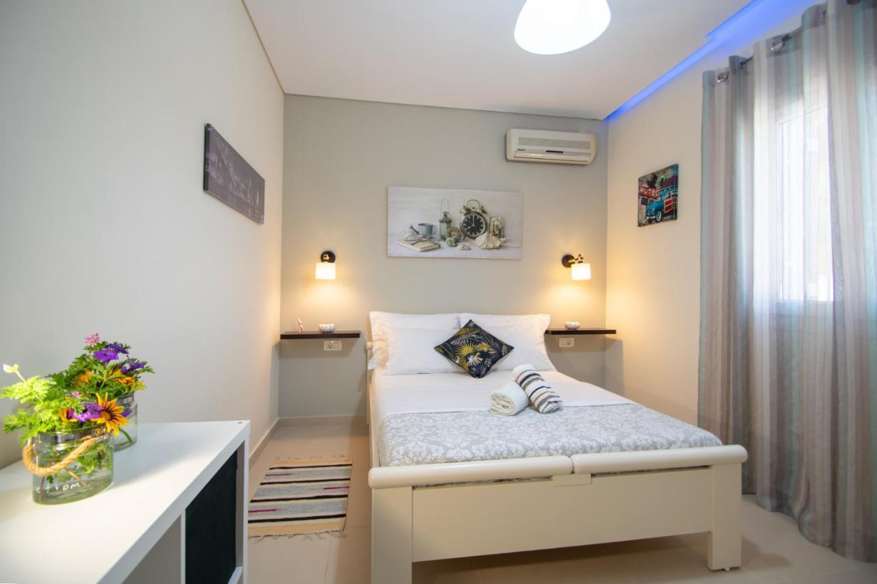 Private Villa Bella Luna ไซคิย์นธอสทาวน์ ภายนอก รูปภาพ