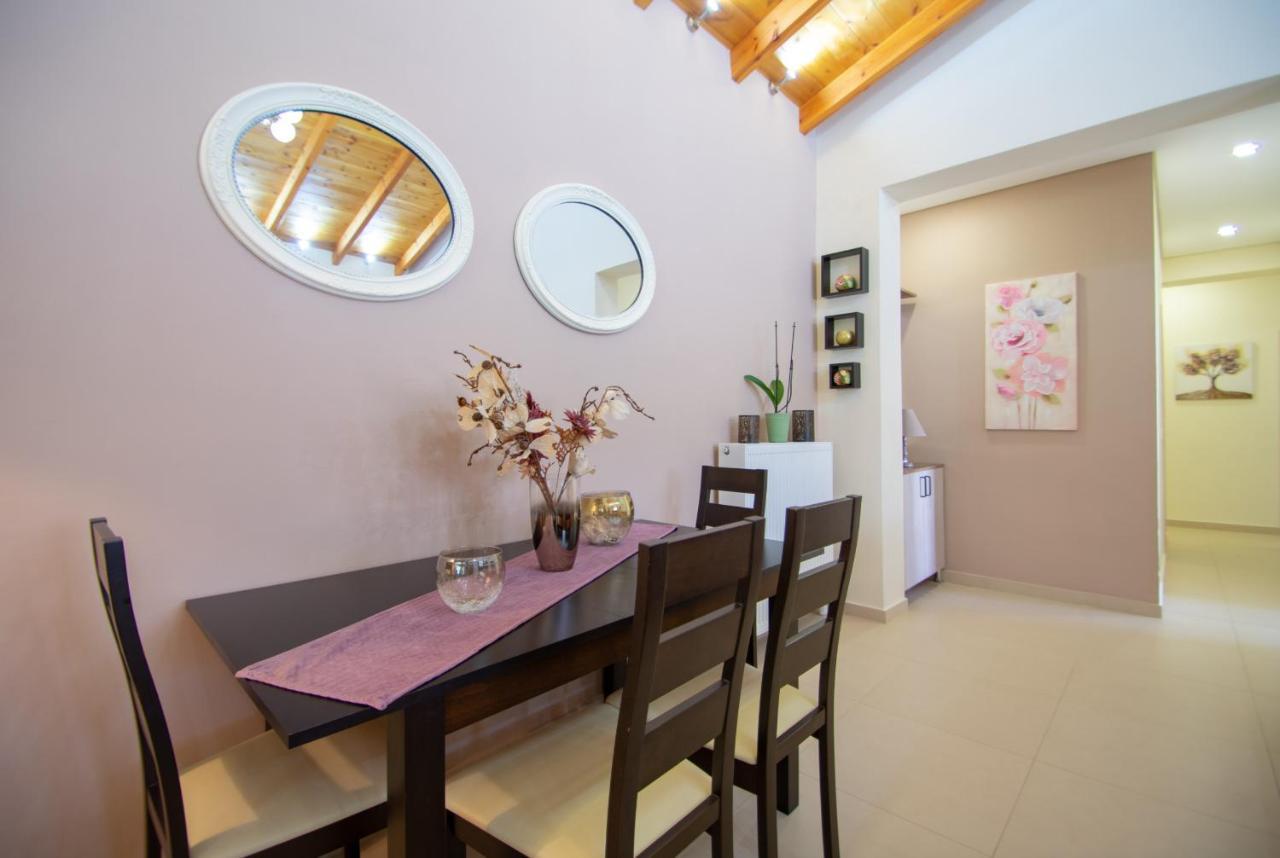 Private Villa Bella Luna ไซคิย์นธอสทาวน์ ภายนอก รูปภาพ